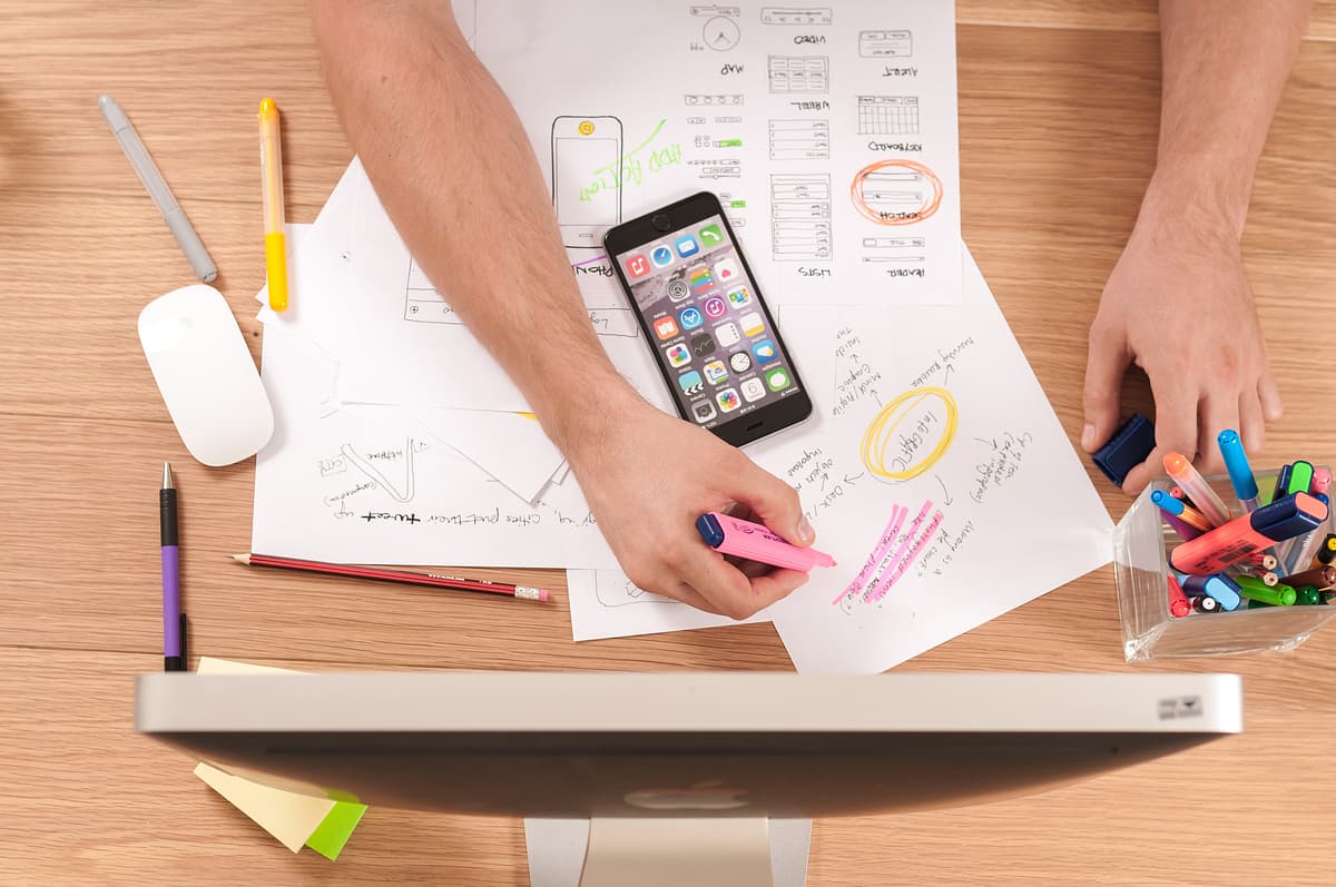 I Stopped Looking for the Perfect Side Hustle. Building Digital Products Was a Better Decision.