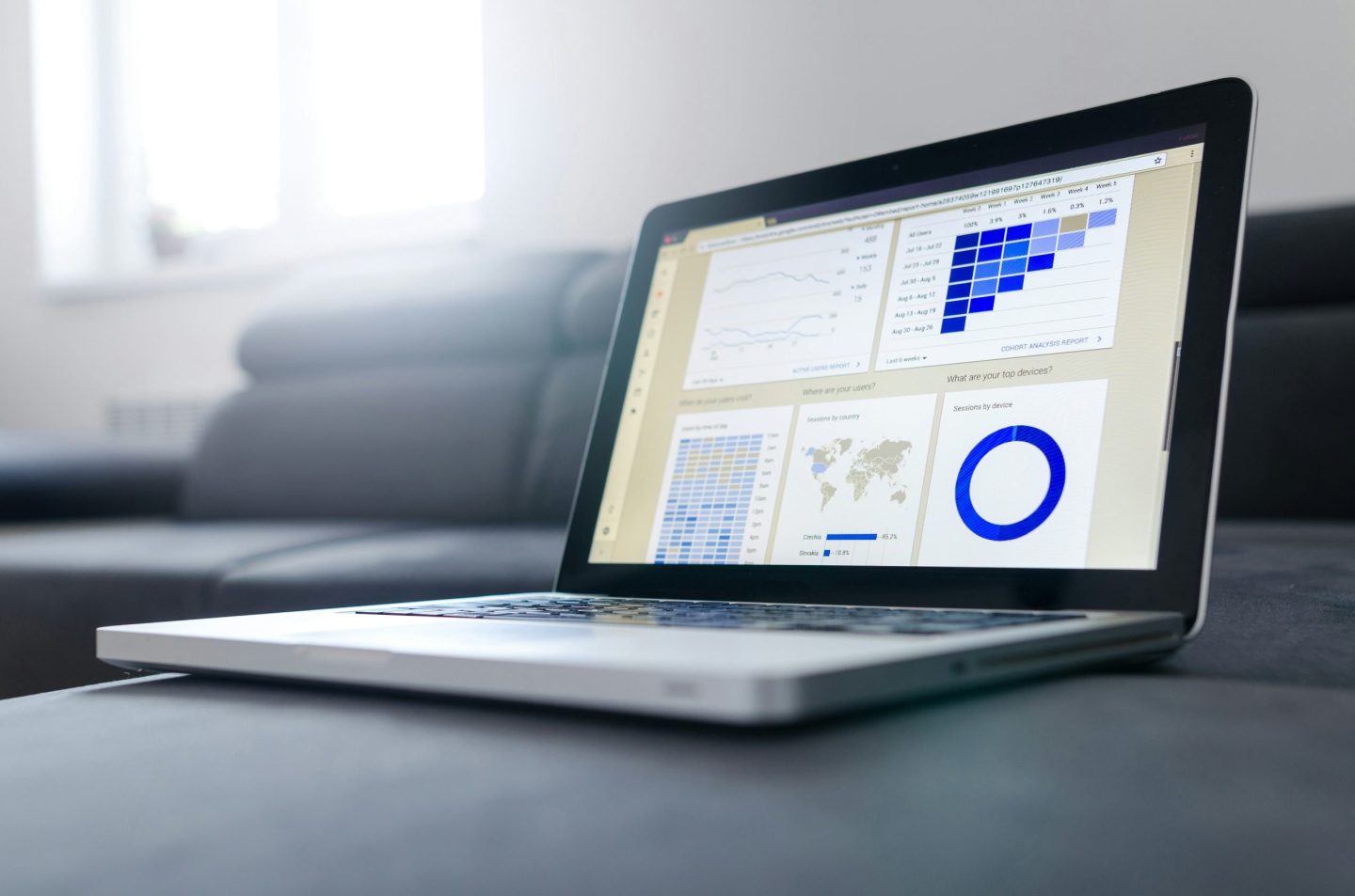AI Enhances Marketing While Alleviating Employee Concerns